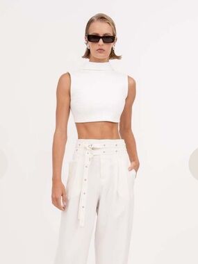 Nonchalant the Label Ryland Crop Ivory